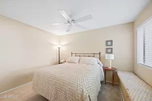 11837 N 40th Pl, Phoenix, AZ 85028 - Photo 13