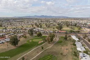 10620 W Oakmont Dr, Sun City, AZ 85351 - Photo 23