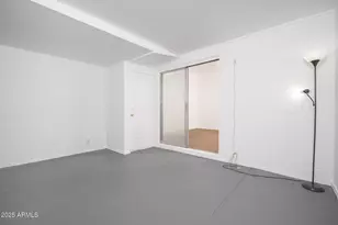 10620 W Oakmont Dr, Sun City, AZ 85351 - Photo 11