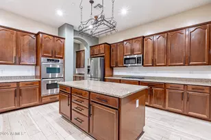 173 S 172nd Dr, Goodyear, AZ 85338 - Photo 11