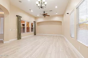 173 S 172nd Dr, Goodyear, AZ 85338 - Photo 5