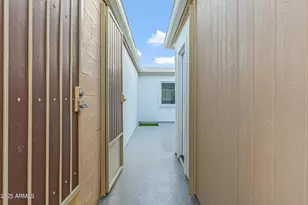 1627 E Newport Dr, Tempe, AZ 85282 - Photo 25