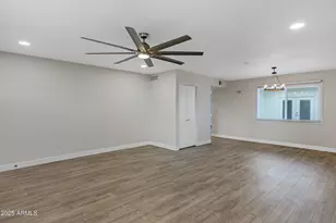 1627 E Newport Dr, Tempe, AZ 85282 - Photo 15