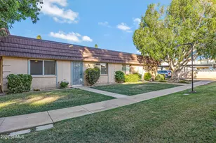 1627 E Newport Dr, Tempe, AZ 85282 - Photo 33