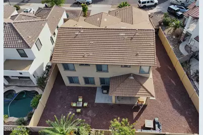 13852 W Banff Lane, Surprise, AZ 85379 - Photo 5