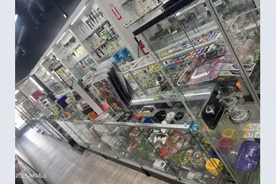 0000 W Xxxxxxxx Avenue, Glendale, AZ 85310 - Photo 1