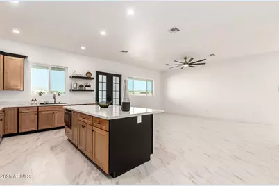 3219 S 198th Lane, Buckeye, AZ 85326 - Photo 13