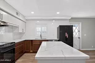 4911 W Beverly Ln, Glendale, AZ 85306 - Photo 7