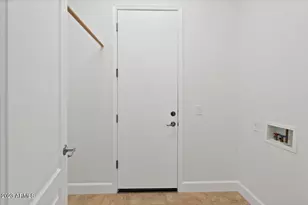 2413 W Sienna Bouquet Pl, Phoenix, AZ 85085 - Photo 47