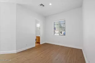 2413 W Sienna Bouquet Pl, Phoenix, AZ 85085 - Photo 37