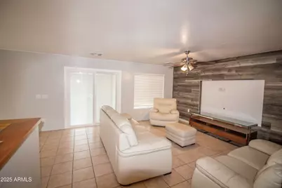 20221 N 31st Street, Phoenix, AZ 85050 - Photo 9