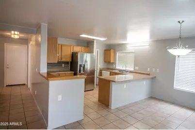 20221 N 31st Street, Phoenix, AZ 85050 - Photo 11