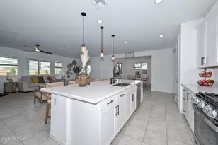 14010 W Mariposa Grande, Surprise, AZ 85387 - Photo 37