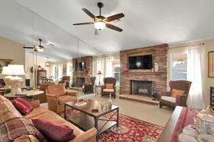 10083 E Dreyfus Ave, Scottsdale, AZ 85260 - Photo 9