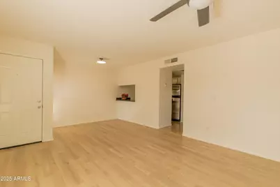 3619 E Monterosa Street #202, Phoenix, AZ 85018 - Photo 17