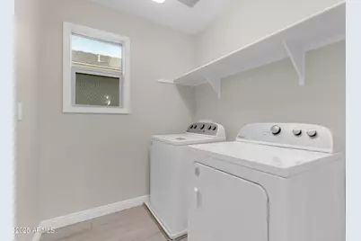 2452 N 73rd Lane, Phoenix, AZ 85035 - Photo 17