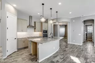 2661 S Olympic Dr, Gilbert, AZ 85295 - Photo 3