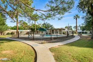 4822 E Earll Dr, Phoenix, AZ 85018 - Photo 27