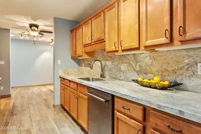 4822 E Earll Drive, Phoenix, AZ 85018 - Photo 11