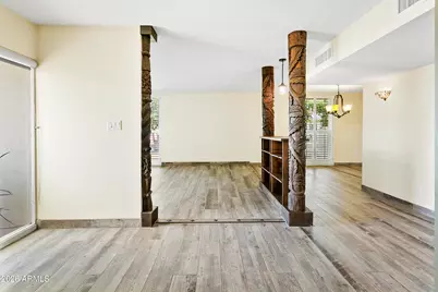 4822 E Earll Drive, Phoenix, AZ 85018 - Photo 9