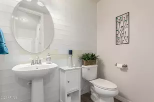 2821 S Skyline Dr, Mesa, AZ 85212 - Photo 5