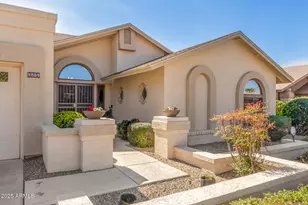 9809 W Wescott Dr, Peoria, AZ 85382 - Photo 5