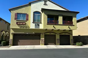 2725 E Mine Creek Rd, Phoenix, AZ 85024 - Photo 27