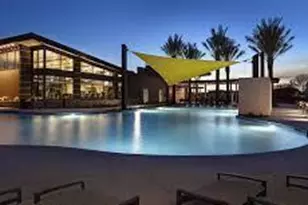 2852 E Robin Ln E, Phoenix, AZ 85050 - Photo 35