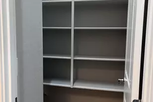 2852 E Robin Ln E, Phoenix, AZ 85050 - Photo 29