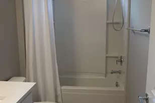 2852 E Robin Ln E, Phoenix, AZ 85050 - Photo 25