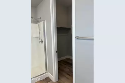 2852 E Robin Lane E, Phoenix, AZ 85050 - Photo 21