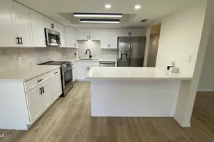 8215 N 21st Dr, Phoenix, AZ 85021 - Photo 39