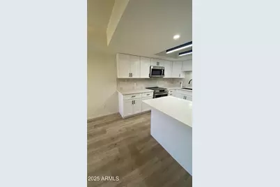 8215 N 21st Drive #D205, Phoenix, AZ 85021 - Photo 37