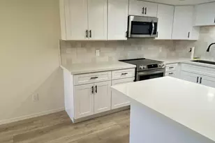 8215 N 21st Dr, Phoenix, AZ 85021 - Photo 37