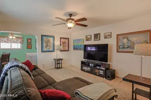 3018 W Lawrence Ln, Phoenix, AZ 85051 - Photo 3
