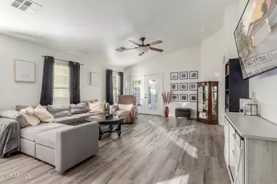 25842 W Victory Street, Buckeye, AZ 85326 - Photo 13