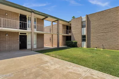 3737 E Turney Avenue #216, Phoenix, AZ 85018 - Photo 7