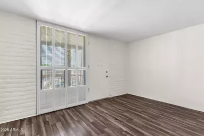 3737 E Turney Avenue #216, Phoenix, AZ 85018 - Photo 15