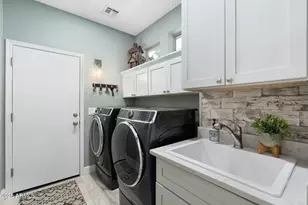 4490 E Apricot Ln, Gilbert, AZ 85298 - Photo 23