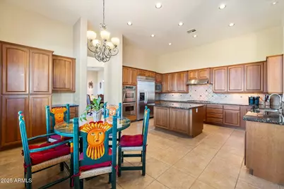 10432 E Winter Sun Drive, Scottsdale, AZ 85262 - Photo 13
