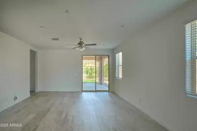 12542 W Cassia Trail, Peoria, AZ 85383 - Photo 5