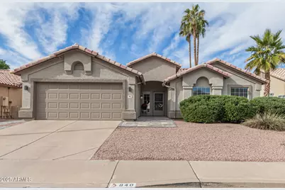 840 S Pineview Drive, Chandler, AZ 85226 - Photo 1