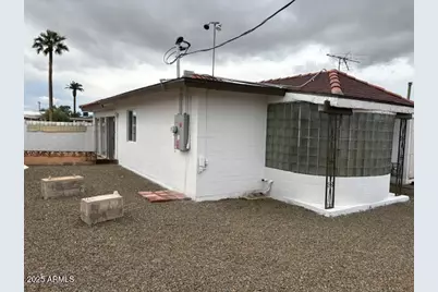 6532 W Medlock Drive, Glendale, AZ 85301 - Photo 15