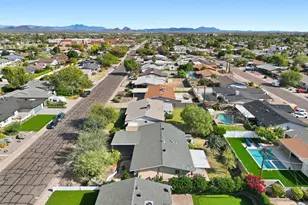 8231 E Jackrabbit Rd, Scottsdale, AZ 85250 - Photo 47