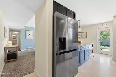 8231 E Jackrabbit Road, Scottsdale, AZ 85250 - Photo 7