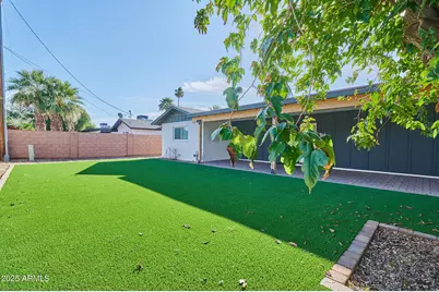 8708 E Jackrabbit Road, Scottsdale, AZ 85250 - Photo 23