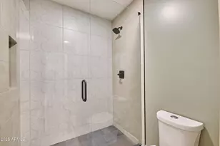 8708 E Jackrabbit Rd, Scottsdale, AZ 85250 - Photo 15