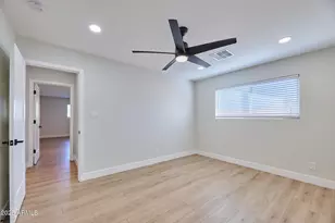 8708 E Jackrabbit Rd, Scottsdale, AZ 85250 - Photo 17