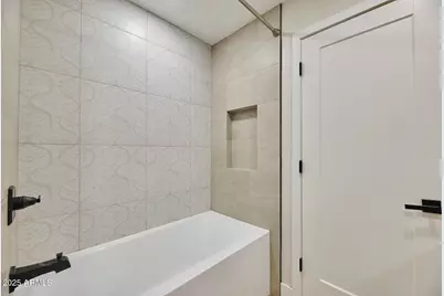 8708 E Jackrabbit Road, Scottsdale, AZ 85250 - Photo 9