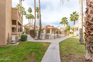 930 N Mesa Dr, Mesa, AZ 85201 - Photo 35